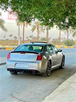 کرایسلەر 300
